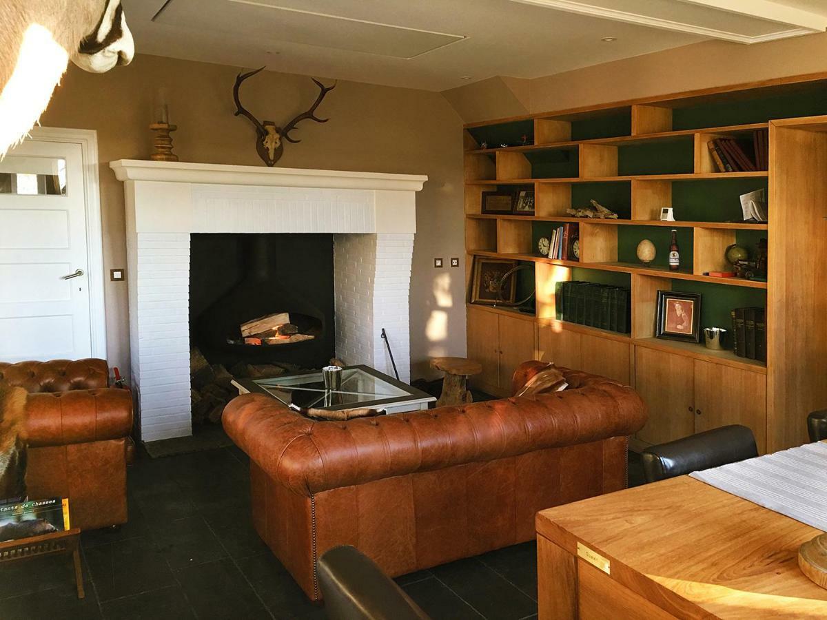 Wenge Lodge Chaumont-Gistoux Exterior foto